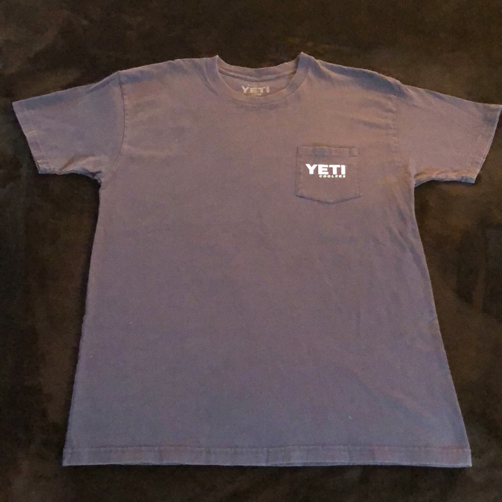 YETI Large Navy Blue T-Shirt w/ Front Pocket